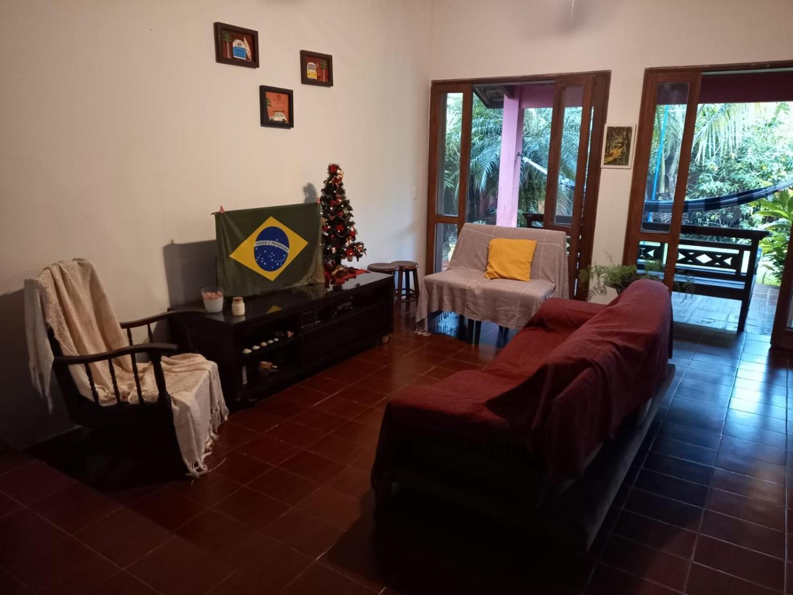 Ubatuba Surf Hostel, Apenas A 60 Metros Da Praia Da Lagoinha! Ngoại thất bức ảnh